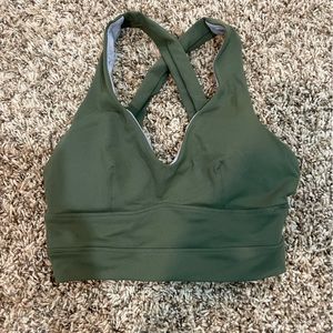 BNWOT DOUBLE CROSS SPORTS BRA BORN Primitive XS